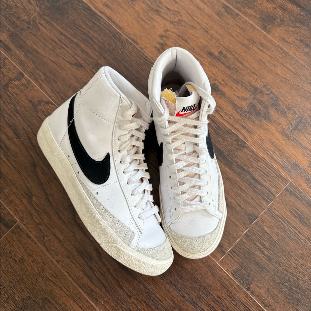 Nike Blazer Mid ‘77
